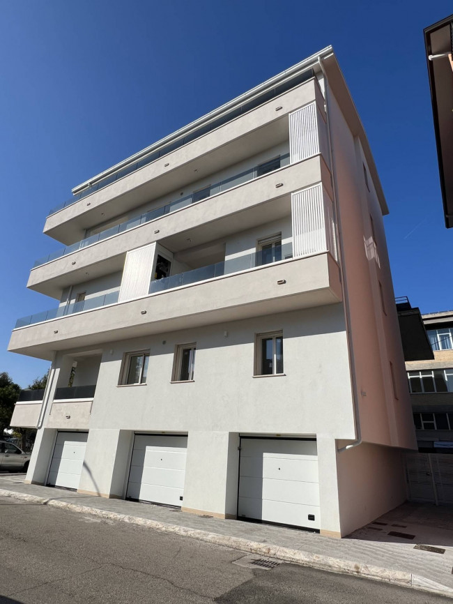 Lombardia House