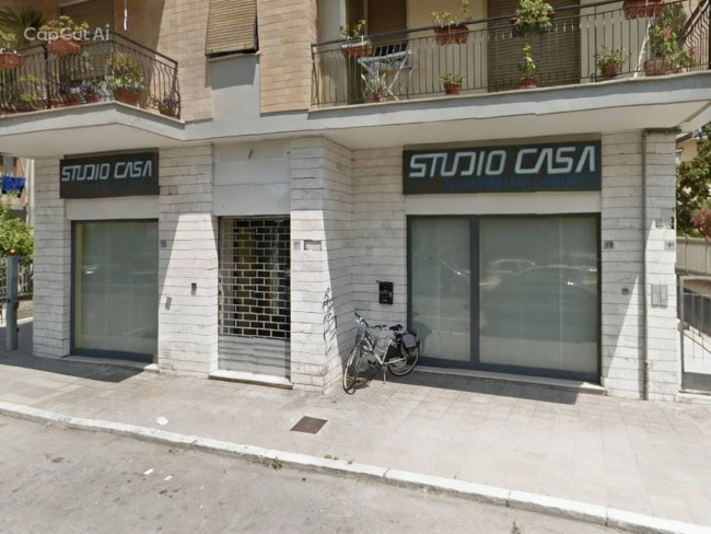 Locale commerciale in vendita a San Benedetto del Tronto