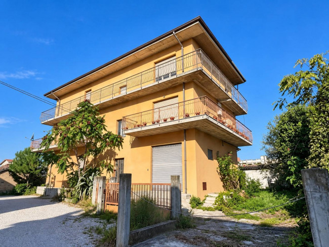 Casa celo terra in vendita a Monteprandone