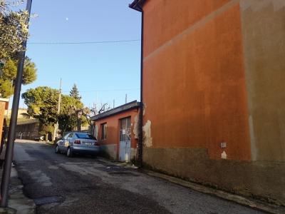 Casa semi-indipendente in vendita a Montecalvo Irpino (AV)