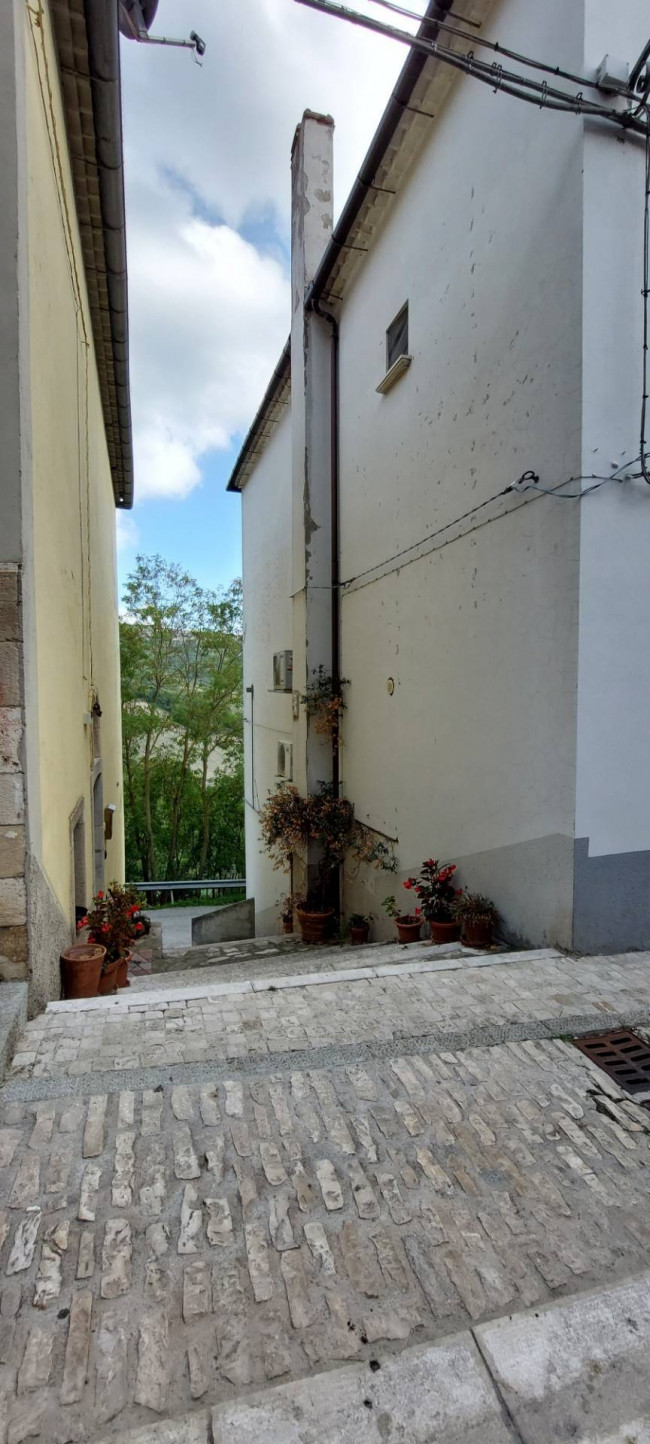 Casa semi-indipendente in vendita a Zungoli (AV)