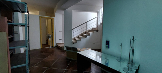 locale commerciale in affitto a Ariano Irpino
