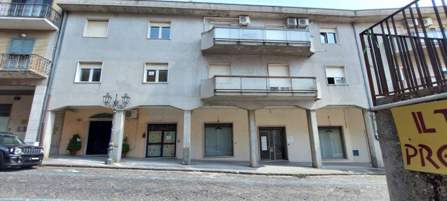 Locale Commerciale in affitto a Ariano Irpino
