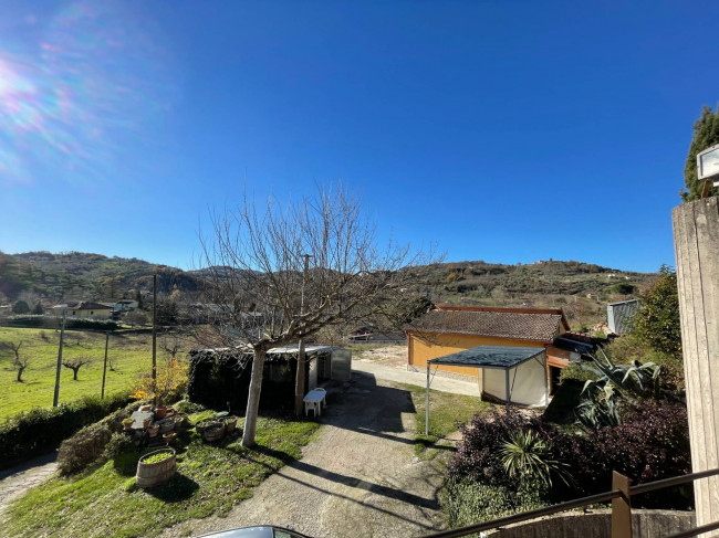 appartamento con terrazzo in vendita a Ariano Irpino