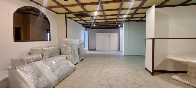 Locale Commerciale in affitto a Ariano Irpino