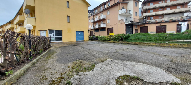 locale commerciale in affitto a Ariano Irpino