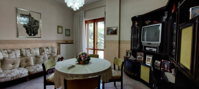 appartamento con terrazzo in vendita a Ariano Irpino