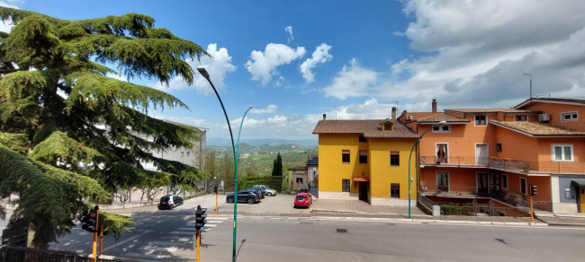 appartamento con terrazzo in vendita a Ariano Irpino
