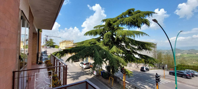 appartamento con terrazzo in vendita a Ariano Irpino