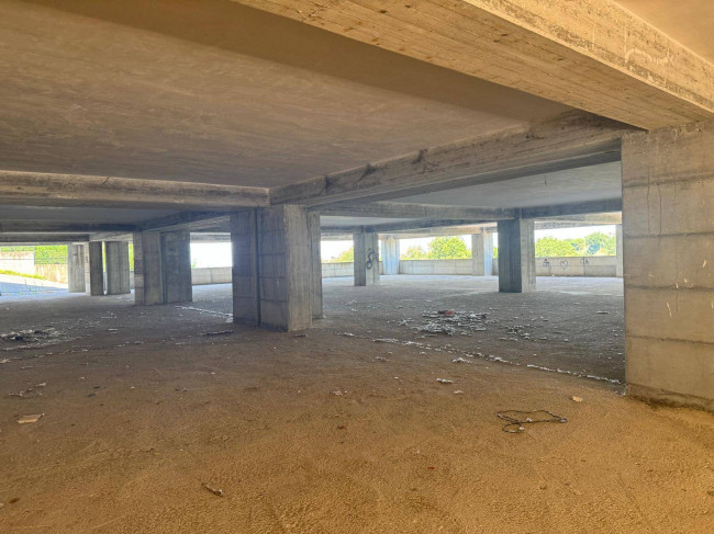Box o garage in vendita a Ariano Irpino