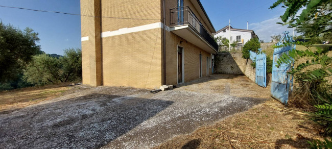 appartamento indipendente in vendita a Ariano Irpino
