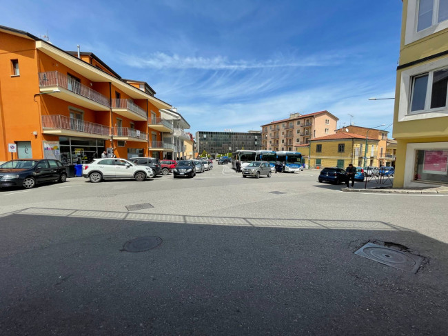Locale commerciale in affitto a Ariano Irpino