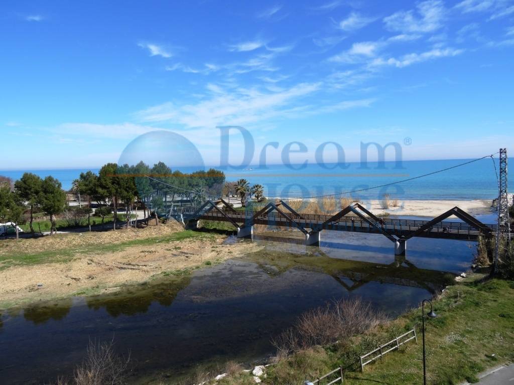 Appartamento ALBA ADRIATICA vendita  Zona Nord  Dream House Immobiliare Srl