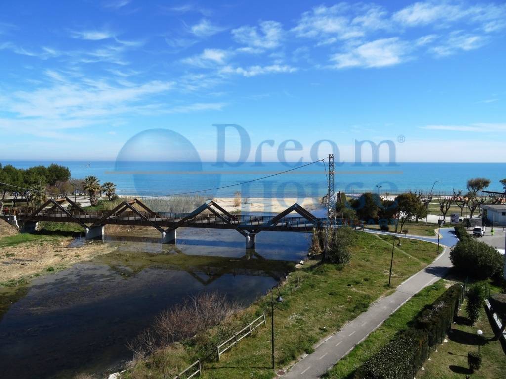 Appartamento ALBA ADRIATICA vendita  Zona Nord  Dream House Immobiliare Srl