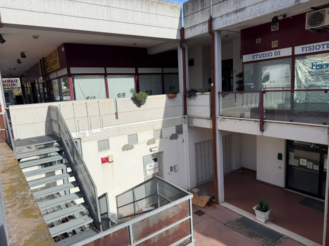 Ufficio in vendita a Notaresco