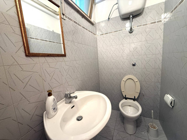 Locale Commerciale in vendita a Martinsicuro