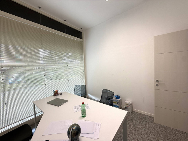 Locale Commerciale in vendita a Martinsicuro