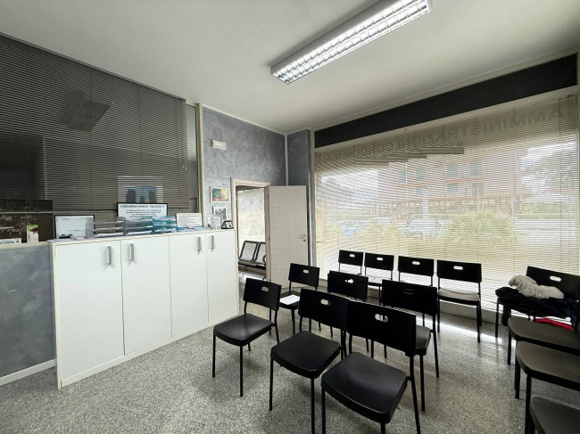 Locale Commerciale in vendita a Martinsicuro