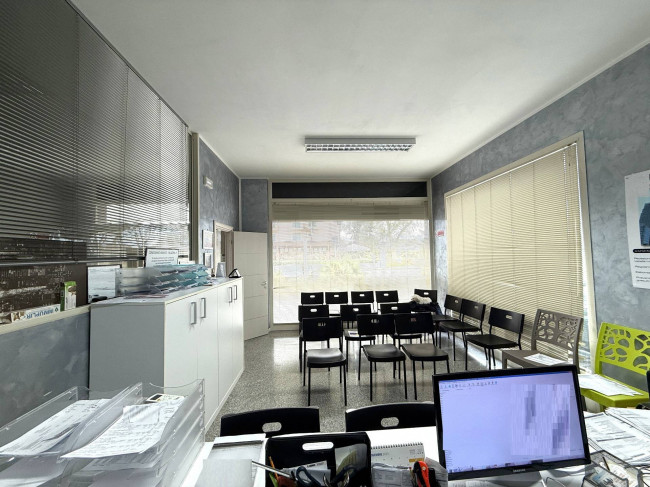 Locale Commerciale in vendita a Martinsicuro