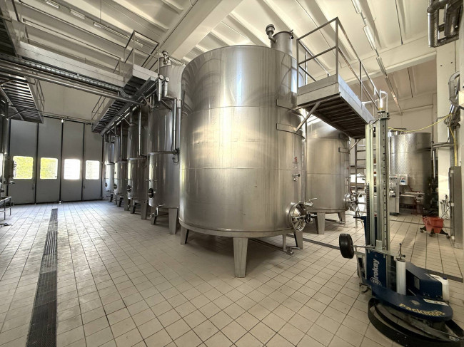 Opificio in vendita a Corropoli