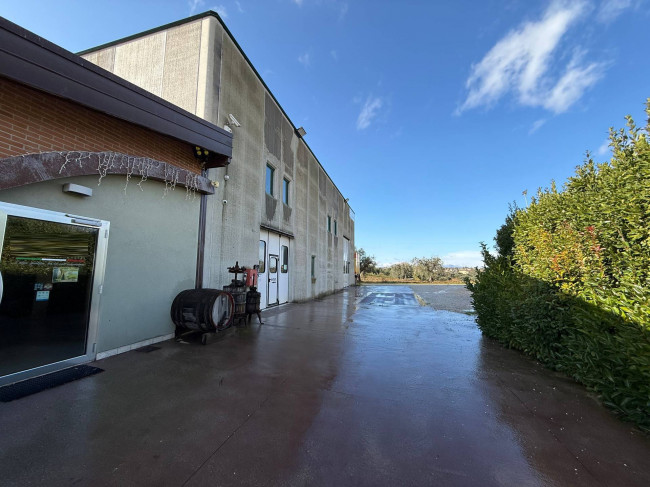 Opificio in vendita a Corropoli