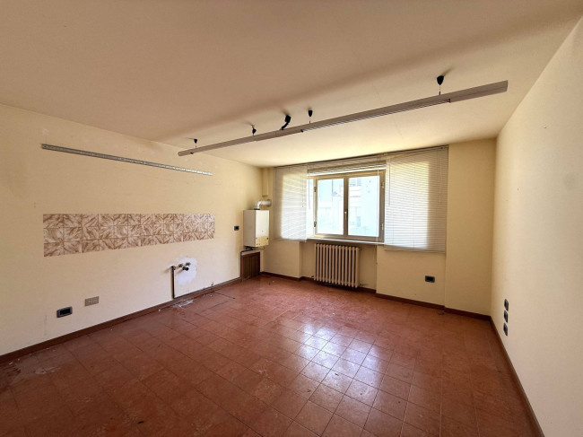 Ufficio in vendita a Teramo