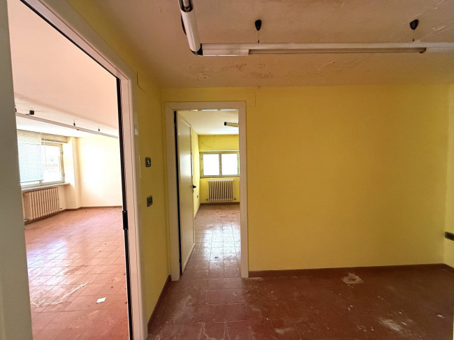 Ufficio in vendita a Teramo