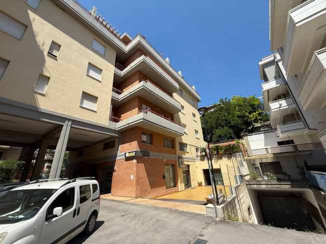 Ufficio in vendita a Teramo