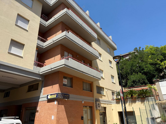 Ufficio in vendita a Teramo