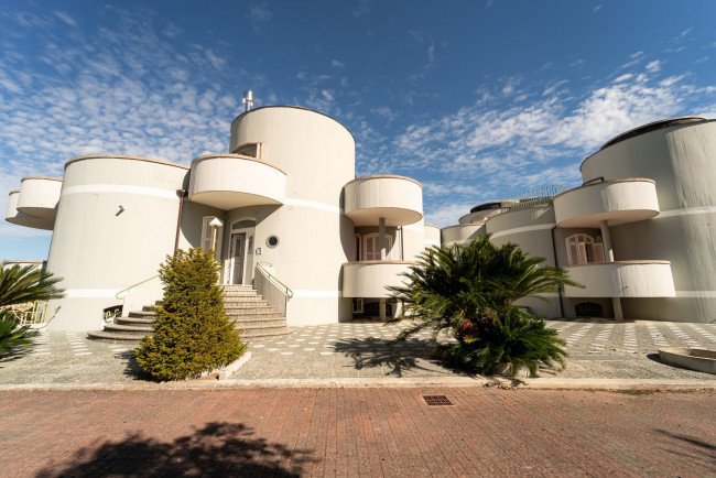 Casa singola/ Villa in vendita a Campli