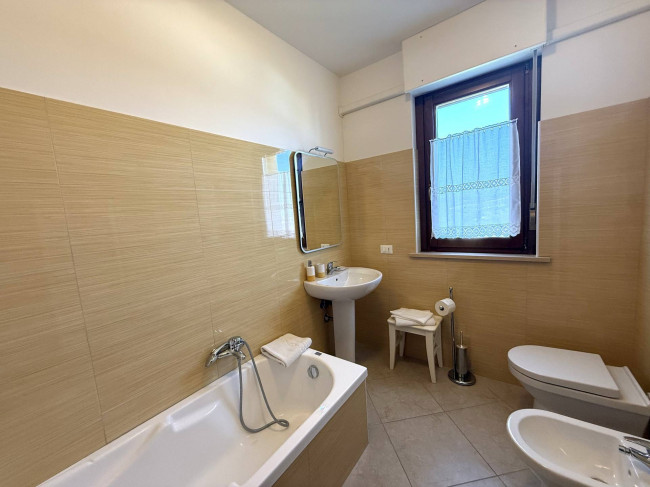 Appartamento in vendita a Nereto