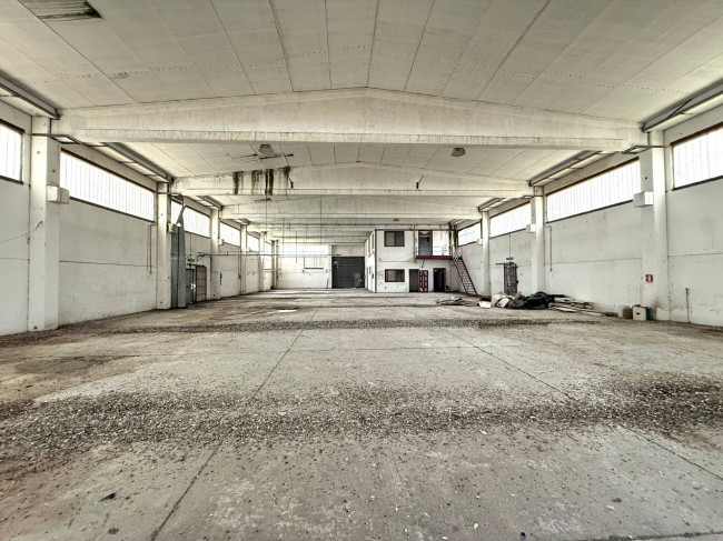 Opificio in vendita a Dogliola