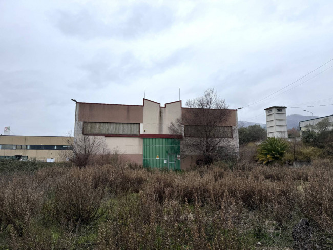 Opificio in vendita a Dogliola