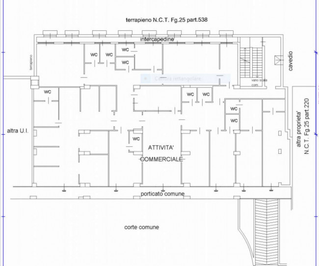 Locale Commerciale in vendita a Santa Vittoria in Matenano