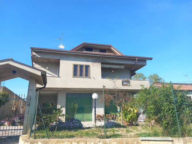 Casa singola/ Villa in vendita a Sant'Omero