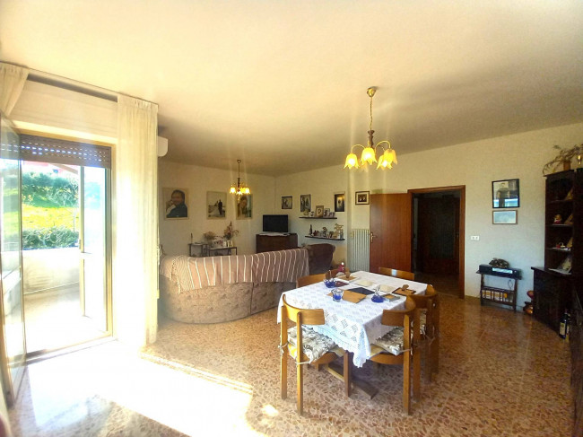 Casa singola/ Villa in vendita a Sant'Omero
