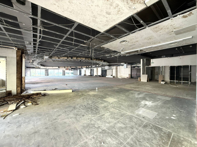 Locale Commerciale in vendita a Martinsicuro