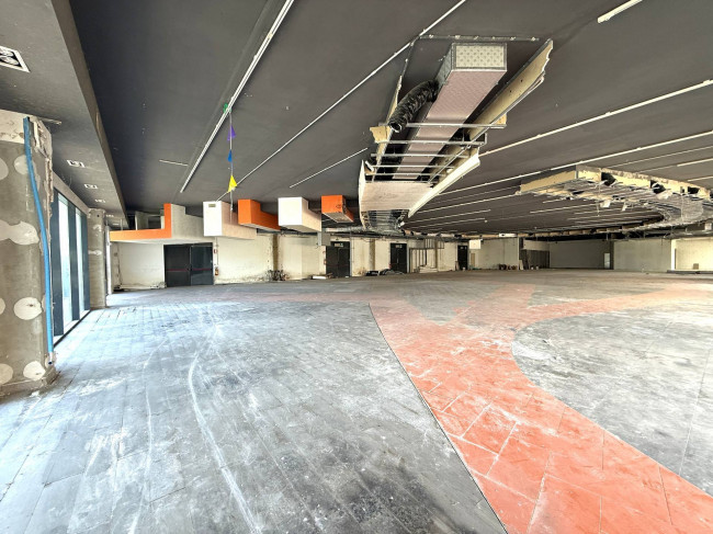 Locale Commerciale in vendita a Martinsicuro