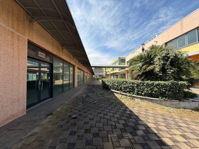 Locale Commerciale in vendita a Martinsicuro