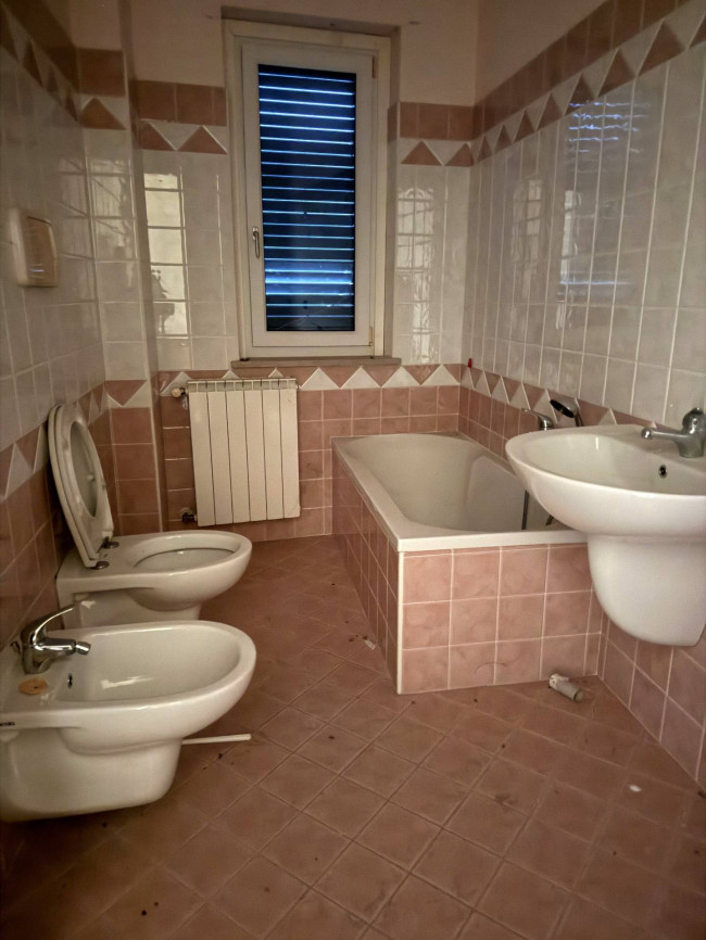 Opificio in vendita a Teramo