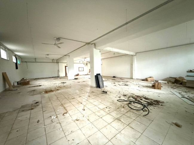 Opificio in vendita a Teramo