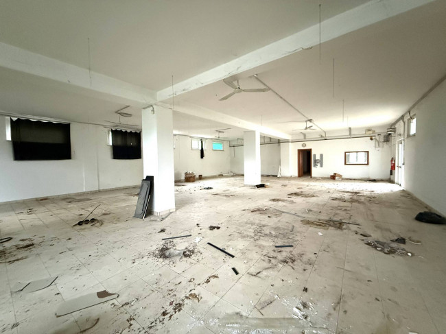 Opificio in vendita a Teramo