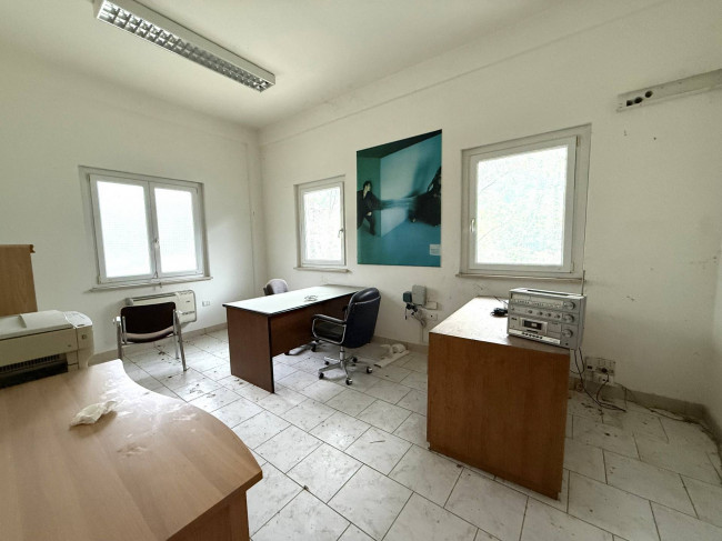 Opificio in vendita a Teramo