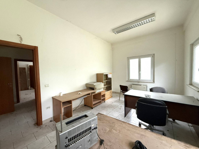Opificio in vendita a Teramo