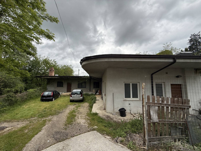 Opificio in vendita a Teramo