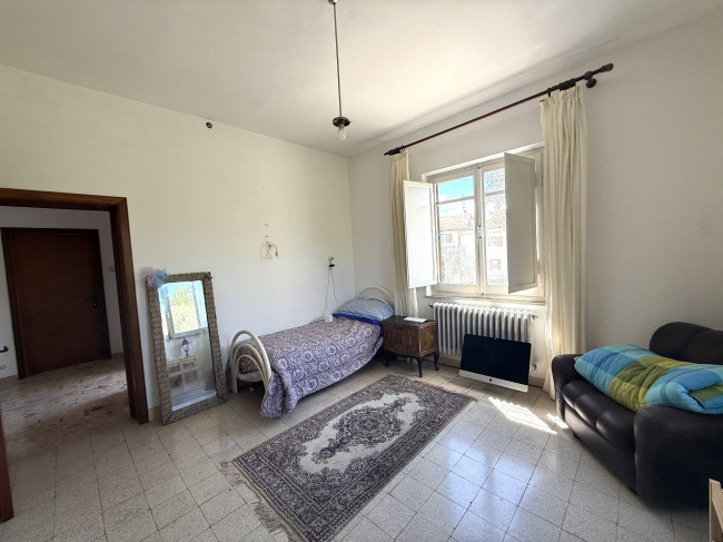 Casa singola/ Villa in vendita a Controguerra