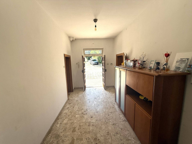 Casa singola/ Villa in vendita a Controguerra