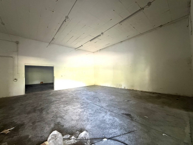 Opificio in vendita a Acquaviva Picena