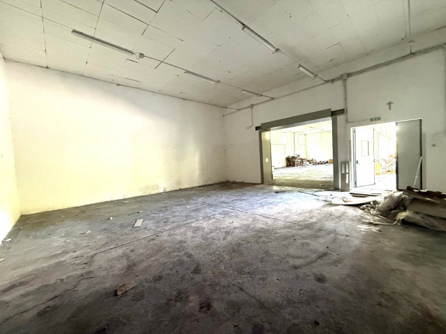 Opificio in vendita a Acquaviva Picena