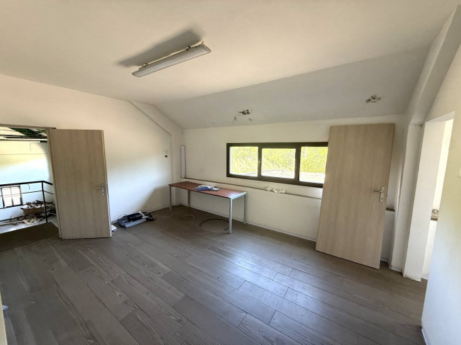 Opificio in vendita a Acquaviva Picena